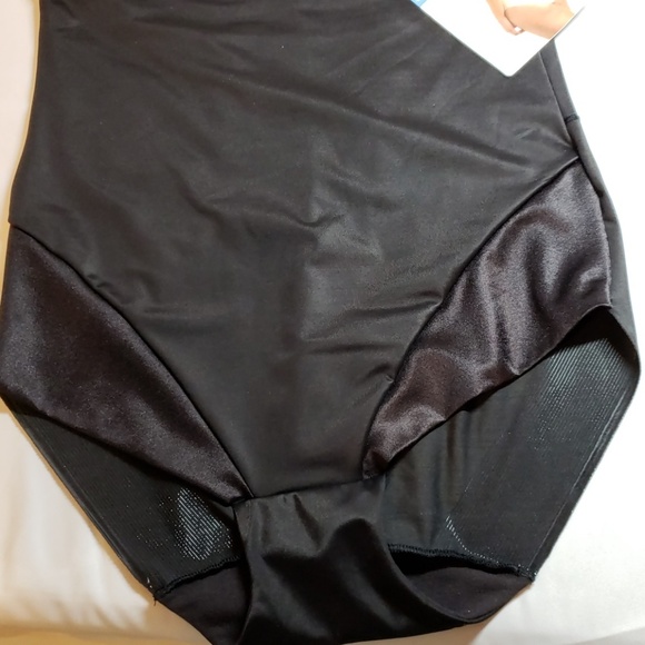 MIRACLE BRANDS Intimates & Sleepwear Nwt Slim Shaper By Miracle